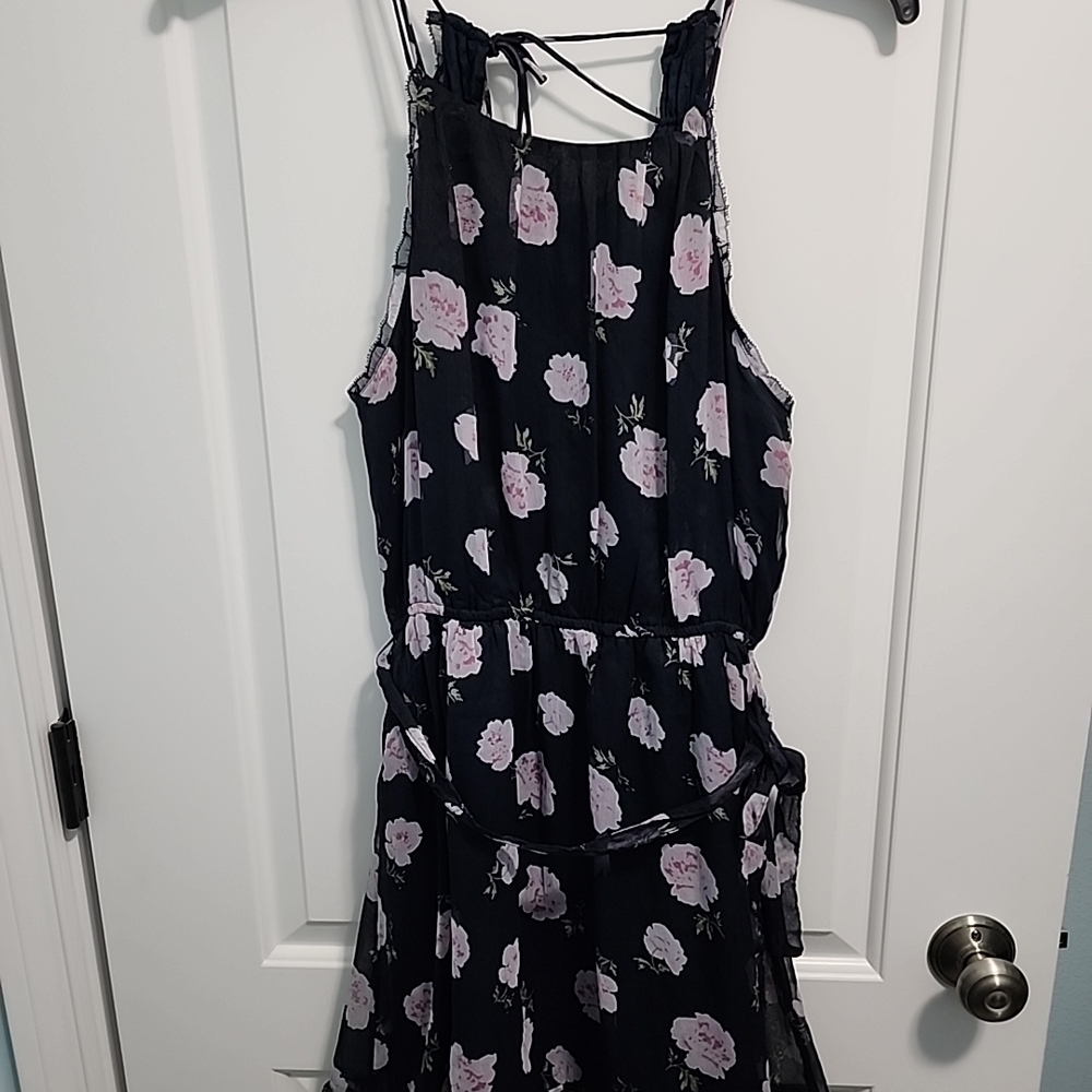 Abercrombie & Fitch Black Midi Dress with Light Pink Floral Print